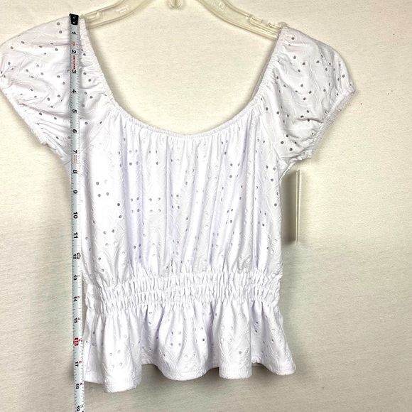 Derek Heart white eyelet lined top NWT size S - Picture 6 of 9
